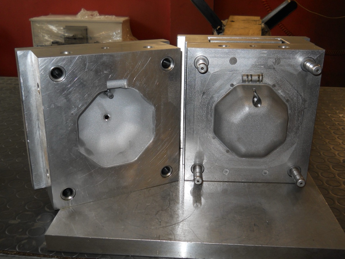 Progresif Kalıp Detay — Özkan Kalıp Sakarya