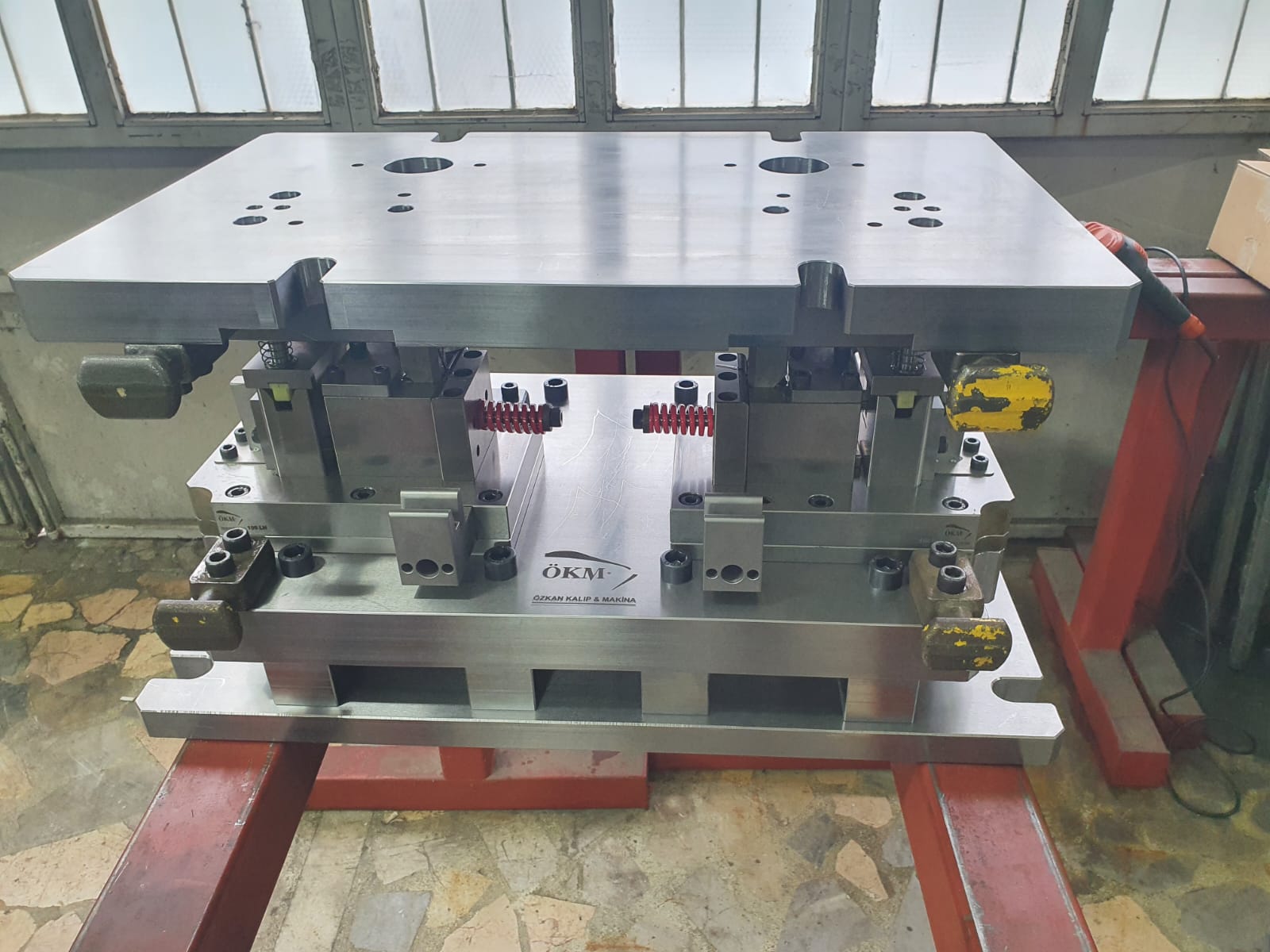 Otomotiv Koltuk Kolu Kalıbı